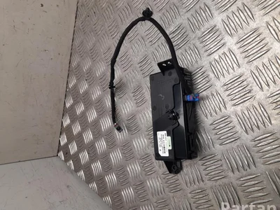 Hyundai 96240-HF450 / 96240HF450 Kona II 2024 Amplificateur d'antenne - Image 1