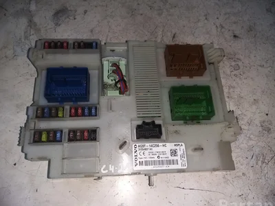 Volvo 31254837 AC  AG9T-14C256_HC / 31254837ACAG9T14C256HC XC60 2012 Boîte à fusibles - Image 1