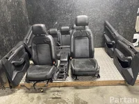 Volkswagen PASSAT Variant (3G5) 2015 Sitze komplett Türverkleidung Armlehne 