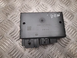 Audi 8W0 907 383 C / 8W0907383C Q8 e-tron 2023 Unité de commande pour attelage de remorque