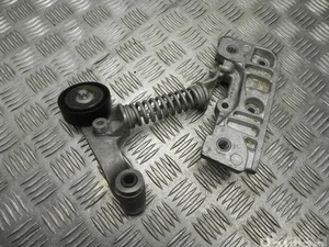 Mercedes-Benz A 651 220 06 07 / A6512200607 A-CLASS (W176) 2013 Galet tendeur