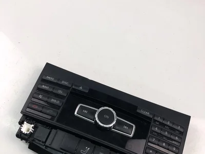 Mercedes-Benz A2128209710 E-CLASS (W212) 2011 Radio / lecteur CD - Image 1