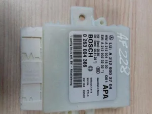 Mercedes-Benz A 212 900 37 04 / A2129003704 E-CLASS (W212) 2011 Unité de contrôle pour systèmes de stationnement
