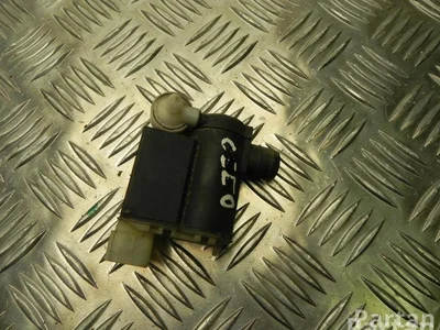 Kia 98510-1F100 / 985101F100 CEE'D Hatchback (ED) 2008 Pompe lave-glace - Image 1