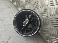 Gebrauchtes Original Mercedes-Benz A 447 830 86 02 / A4478308602 EQV (W447) 2020 Luftdüse vorne rechts
