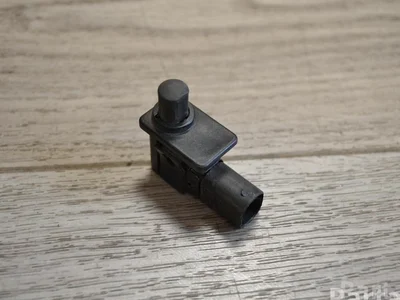 BMW 8352229 5 (E60) 2005 Couvert de moteur - Image 1