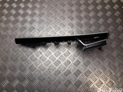 Toyota 55662-02580, 55660-02510 / 5566202580, 5566002510 COROLLA (E210) Estate 2023 Air vent Right Front - Image 1