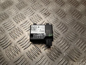 Opel 13540045 ASTRA K Sports Tourer 2021 Unité de contrôle pour l'accès et l'autorisation de démarrage (kessy)