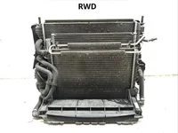 Gebrauchtes Original Jaguar 9W83-8D070-AC, 9W83-8C607-BH, 2R83-19C600-AD, 500.0761, 2928929500 / 9W838D070AC, 9W838C607BH, 2R8319C600AD, 5000761, 2928929500 XK Coupe (X150) 2013 Wasserkühler Satz