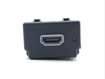 Jeep 68452765AA GRAND CHEROKEE V (WL) 2022 Urządzenie wejściowe USB - Zdjęcie 1