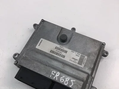 Volvo P30743102 S40 II (MS) 2004 Unité de contrôle moteur - Image 1