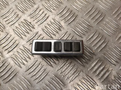 Mercedes-Benz S-CLASS Saloon (W108, W109) 1971 Multiple switch - Image 1
