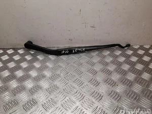 Dodge 2194 CHARGER 2016 Bras d'essuie-glace