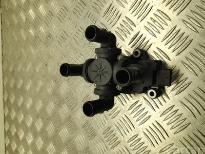 Audi 4KE963375H Q8 e-tron 2021 Pompe à eau supplémentaire - Image 1