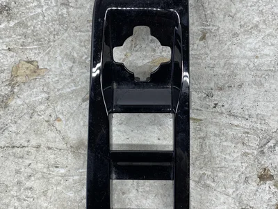 Opel 9840229080 Astra L Hatchback 2023 Garniture /moulage - Image 1