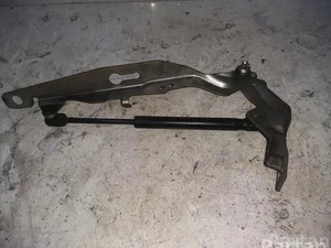 Volvo 30649516 XC70 II 2008 Charnière