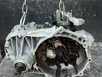 Volkswagen UDY, 02Z300047P TRANSPORTER VI Kasten (SGA, SGH) 2023 Schaltgetriebe 5-Gang