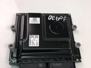 Volvo 31452623 V40 Hatchback 2017 Unidad de control del motor