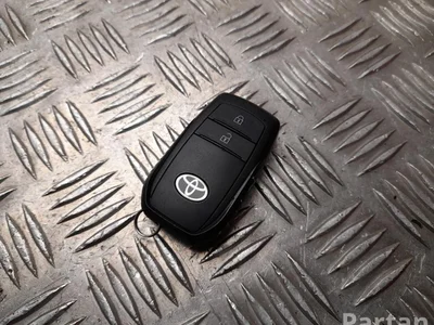 Toyota 113 Yaris Cross XP210 2024 Clé - Image 1