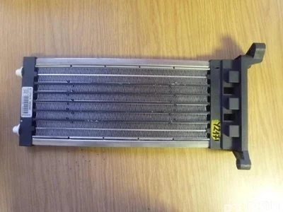 Audi 4F0 819 011 / 4F0819011 A6 (4F2, C6) 2006 Appareil de chauffage auxiliaire - Image 1