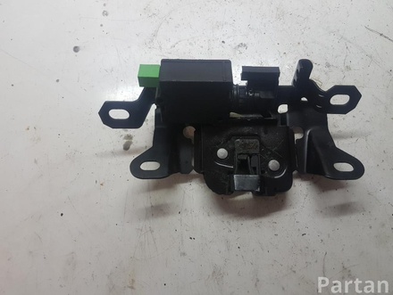 VOLVO 30784739 C70 II Convertible 2008 Striker plate with motor for power latch