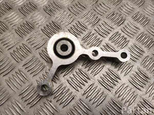 Ford NZ63-6P093-AA / NZ636P093AA Kuga III 2025 Uchwyt silnika