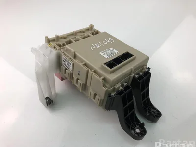 Toyota AVENSIS Estate (_T27_) 2016 Caja de fusibles - Imagen 1