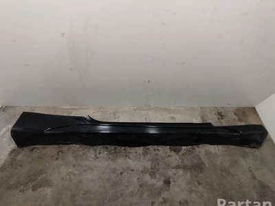 Maserati 80564100 GRAN TURISMO 2014 Garniture de seuil  right side - Image 1