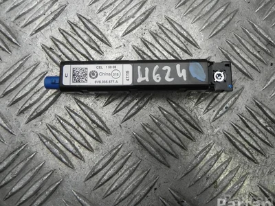 Škoda 6V6 035 577 A / 6V6035577A FABIA III (NJ3) 2016 Aerial - Image 1