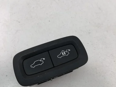 Volvo 31376890 V90 II 2019 Przycisk otwierania bagażnika - Obraz 1