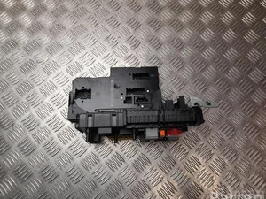 Mercedes-Benz A2049060405, A2045458732, A2129028502 C-CLASS (W204) 2010 Boîte à fusibles