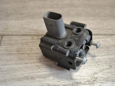 BMW EB-MV-0586-A, EBMV0586 / EBMV0586A, EBMV0586 X5 (E70) 2011 Unité de contrôle de la distribution - Image 1