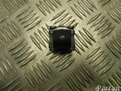 Alfa Romeo 1561075620 GIULIA (952_) 2016 Bouton de lève-vitre - Image 1