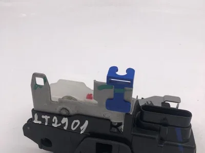 Nissan 8888128526; C70277-104 / 8888128526, C70277104 QASHQAI II (J11, J11_) 2015 Serrure de porte - Image 1