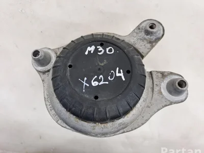 Mercedes-Benz A2052406717 C-CLASS (W205) 2015 Support moteur - Image 1