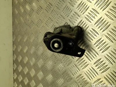 Volvo 076145100 V70 II (SW) 2002 Pompe à vacuum - Image 1