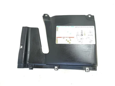 Maserati 068266100 GRAN TURISMO 2008 Couvert de moteur - Image 1