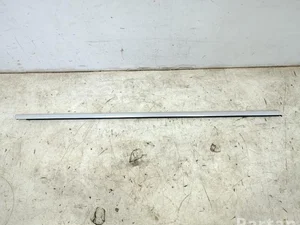 Mercedes-Benz A2947200800 EQE SUV (X294) 2024 Un autre détail de finition