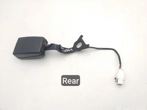 Maserati 33041075, 33041076 QUATTROPORTE V 2010 Boucle de ceinture de sécurité