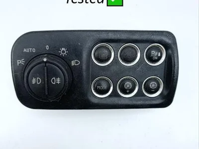 Maserati 237798, 09511017 GRAN TURISMO 2011 Interrupteur de lumière - Image 1