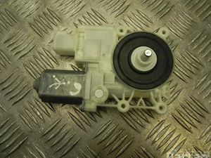 Opel C86123-100 / C86123100 ASTRA K 2019 Moteur de lève-vitre Left Rear