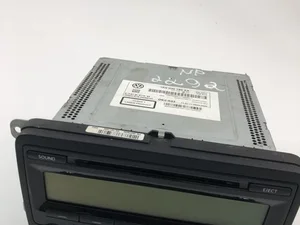 Volkswagen 1K0035186AA PASSAT (3C2) 2009 Radio / lecteur CD