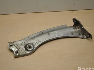 Škoda 3V0821142 SUPERB III Estate (3V5) 2016 Support d'aile