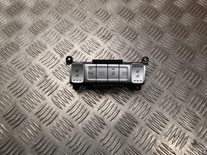 Hyundai 93300-K4660 / 93300K4660 KONA 2019 Commutateur multiple