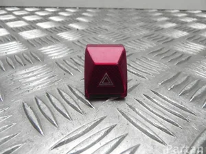 Subaru 06019 WRX Saloon (GJ) 2017 Éclairage d'urgence / interrupteur de danger