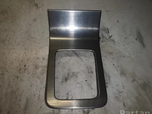 Volvo 30672191 V70 II (SW) 2008 Garniture de levier de frein de stationnement