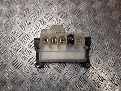 Mercedes-Benz A 206 540 69 17 / A2065406917 C-Class estate (S206) 2022 Boîte à fusibles - Image 1