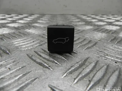 Toyota 696-1K9D-2 / 6961K9D2 RAV 4 V 2020 Bouton du coffre à bagages - Image 1