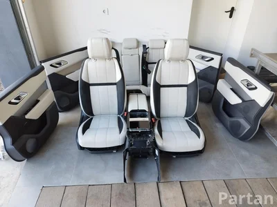 Land Rover RANGE ROVER VELAR (L560) 2017 Fotele, Kanapa, Komplet Panel drzwi Podłokietnik - Obraz 1