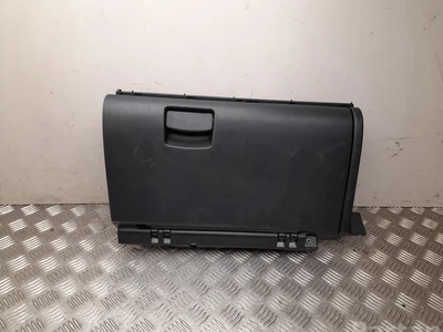 Subaru 66055FL010 Crosstrek/XV II 2021 Boîte à gants - Image 1